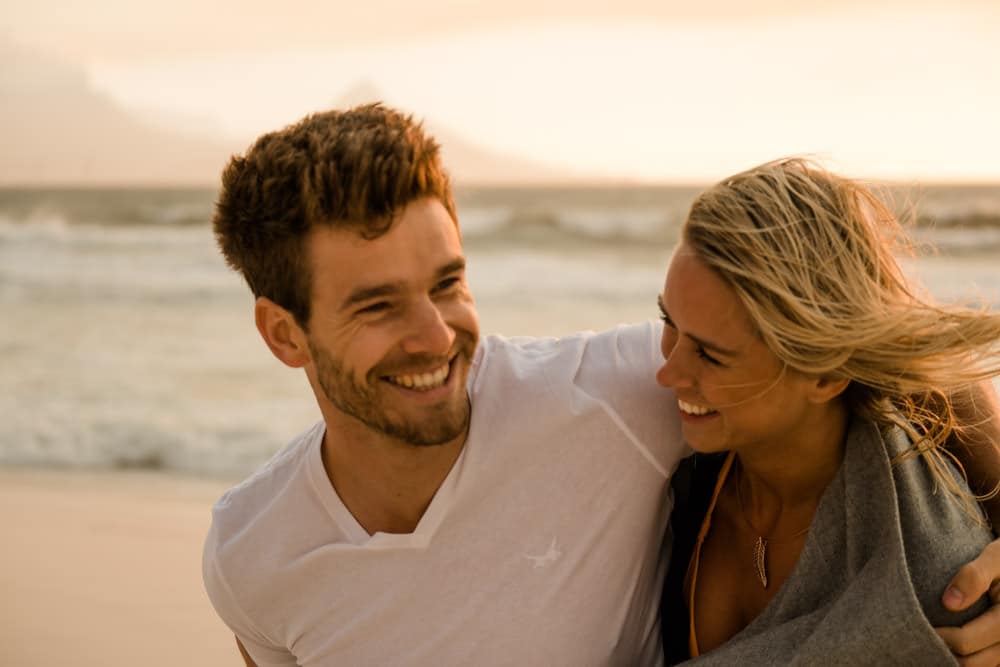 Prewedding-Fotoshooting am Strand - Hochzeitsfotografin Petra Fiedler aus Kiel