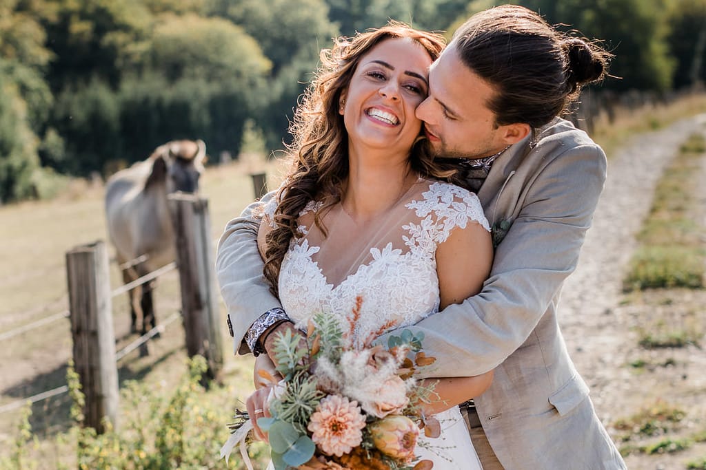 Hochzeitsportrait fotografiert von der international ausgezeichneten Hochzeitsfotografin Petra Fiedler aus Kiel, Ostsee.