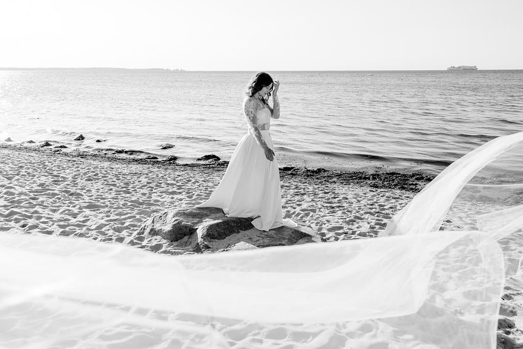 Hochzeitsfotoshooting am Strand ist ein Traum
