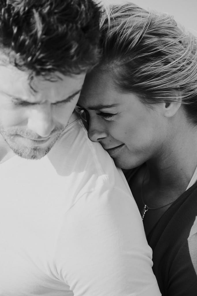 Sonnenuntergangs Prewedding-Fotoshooting - Paarfotos in Kiel und ganz Schleswig-Holstein
